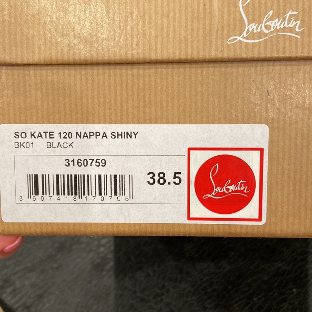 Authentic Christian Louboutin 120mm So Kate Patent Pointed-Toe Pumps - Picture 8 of 9
